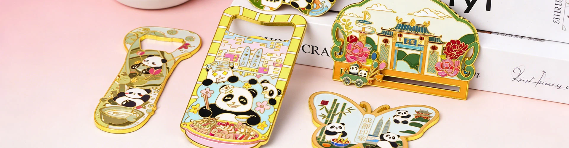 Деревянный магнит на холодильник