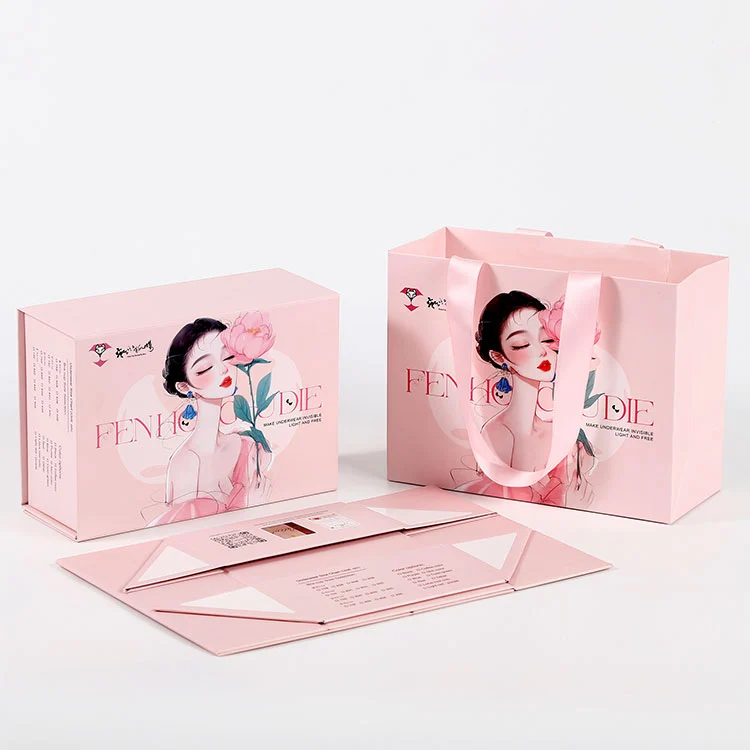 Подарочная упаковочная коробка из крафт-бумаги